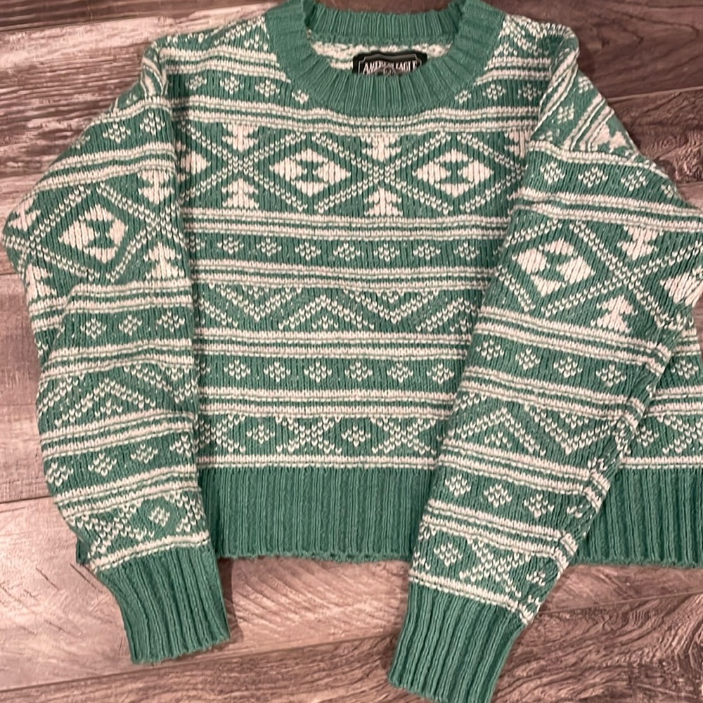 XS American eagle sweater